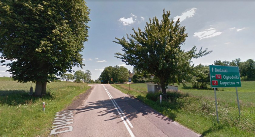 Zdjęcie trasy Sejny - Poćkuny przed jej skrzyżowaniem z drogą krajową nr 16