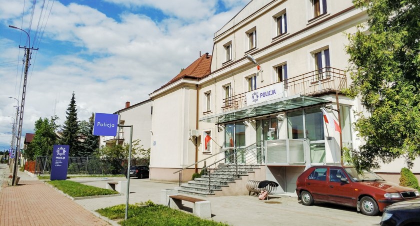 Zdjęcie komendy Policji w Sejnach