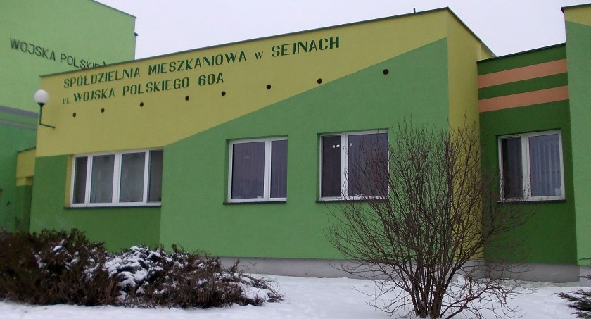 Zdjęcie biurowca Spółdzielni Mieszkaniowej w Sejnach
