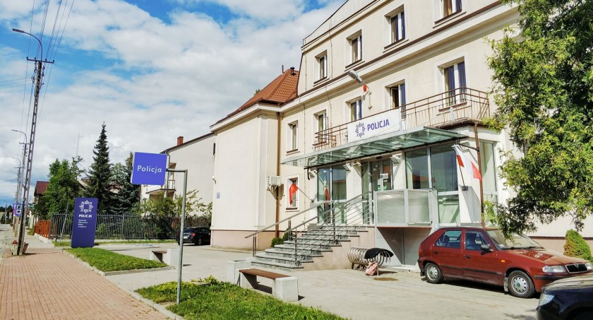 Zdjęcie komendy Policji w Sejnach