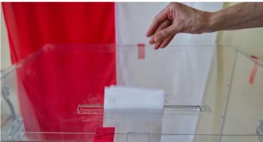 Pouczenie za agitację na szkolnym płocie