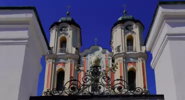 Konserwator zabytków częściowo zrefunduje remont muru wokół Bazyliki