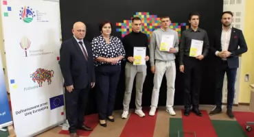 Uczeń ZS CKR z wyróżnieniem w konkursie wojewódzkim