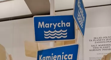 Marycha w Muzeum Sztuki Nowoczesnej
