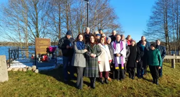 Stary cmentarz w Ogrodnikach upamiętniony