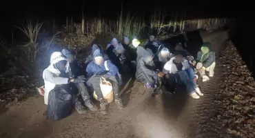 Duża grupa migrantów przeszła 